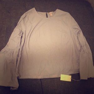 Super cute bell sleeve blouse